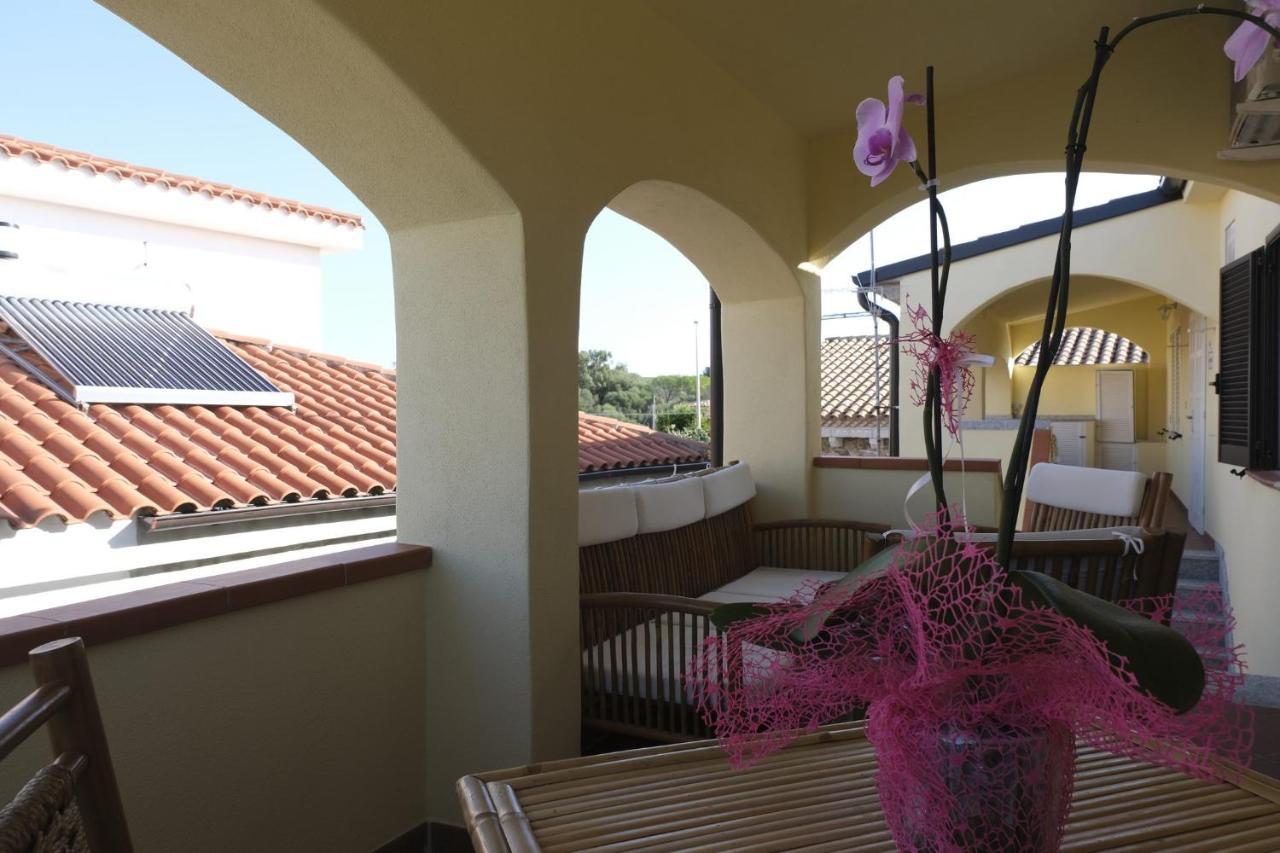 Aria Di Vacanza - Gelsi Olbia Exterior foto