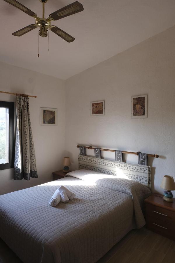 Aria Di Vacanza - Gelsi Olbia Exterior foto