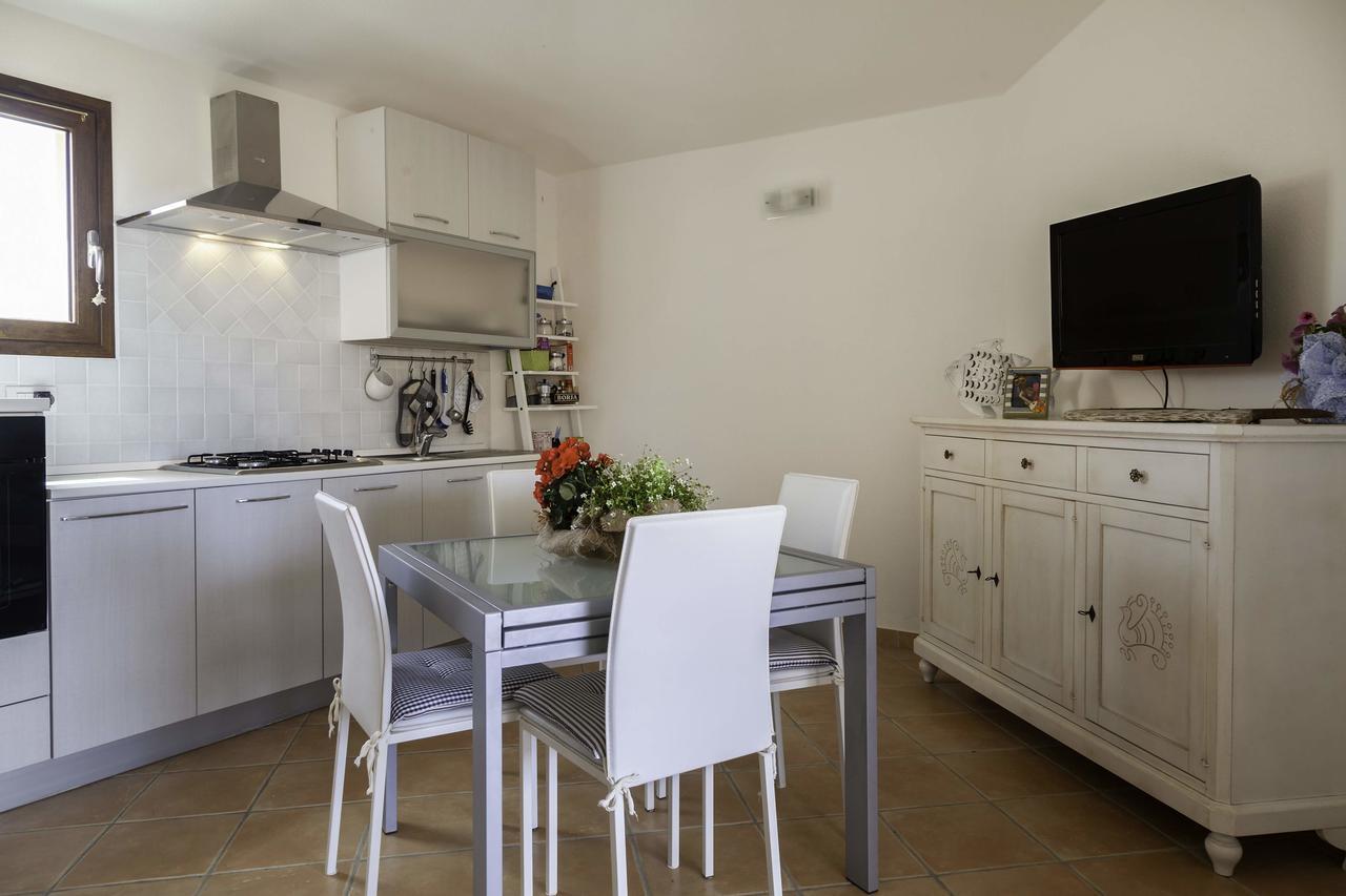 Aria Di Vacanza - Gelsi Olbia Exterior foto